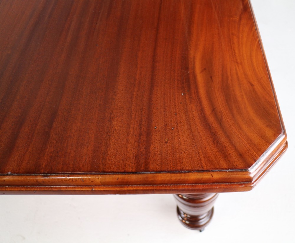 Maple & Co Victorian Mahogany Extending Dining Table with Three Leaves View XXX