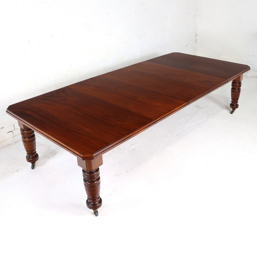 Maple & Co Victorian Mahogany Extending Dining Table with Three Leaves