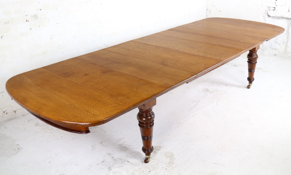 Early Victorian Oak Extending Dining Table & 5 Leaves, 12 ft View X