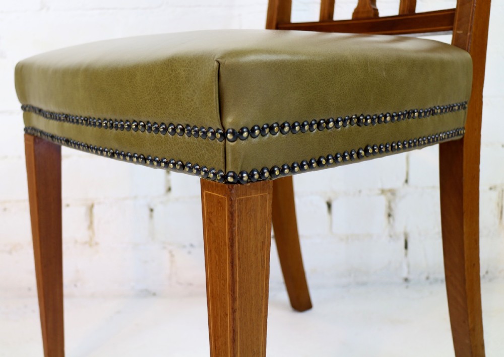Set of Twelve Sheraton Revival Mahogany Inlaid Dining Chairs by James Garvie & Sons, Aberdeen (12) View XXI