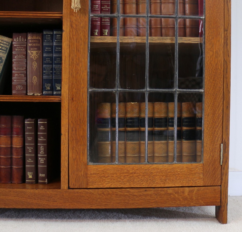 Arts & Crafts Oak Bookcase Cabinet attributed to Liberty & Co View VIII