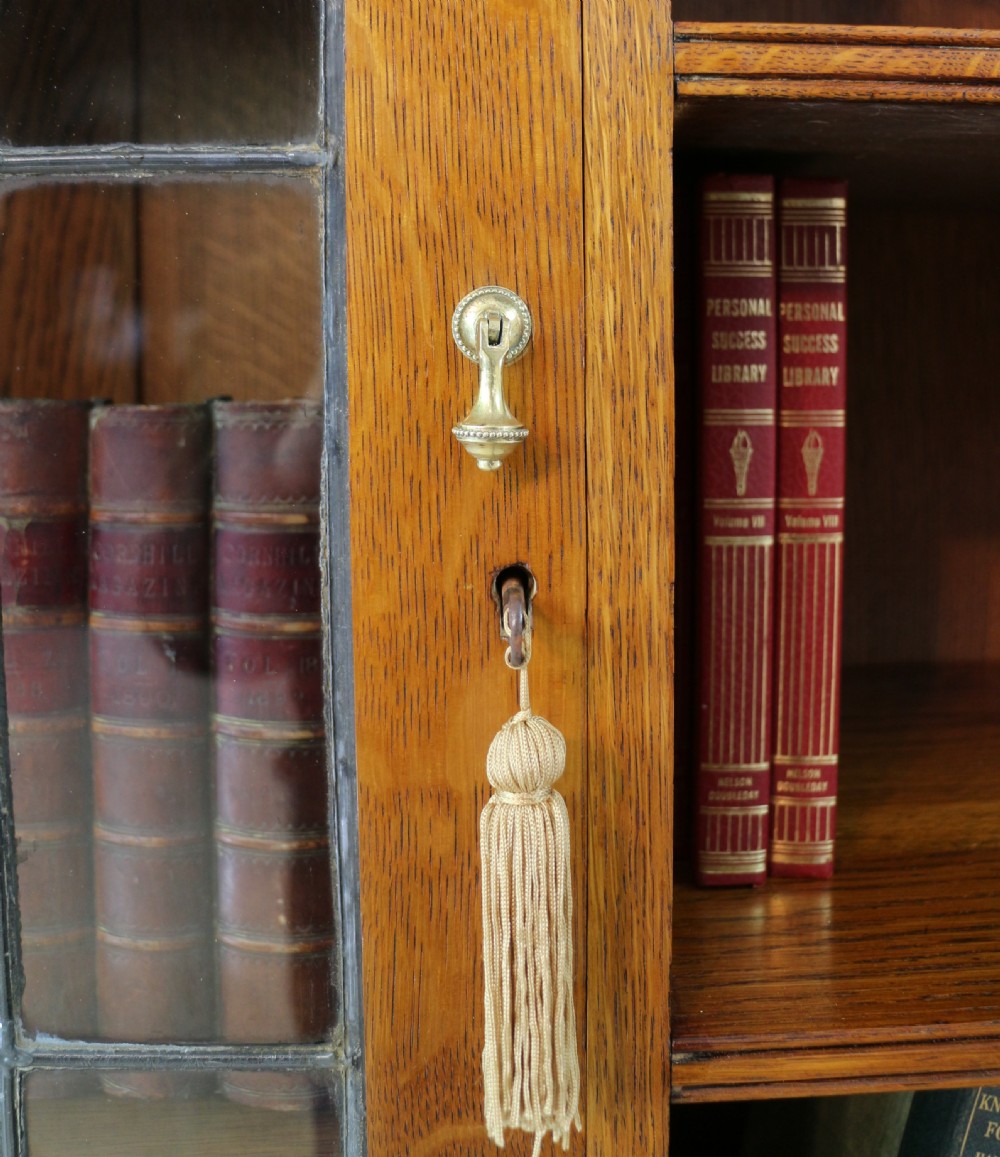 Arts & Crafts Oak Bookcase Cabinet attributed to Liberty & Co View IX