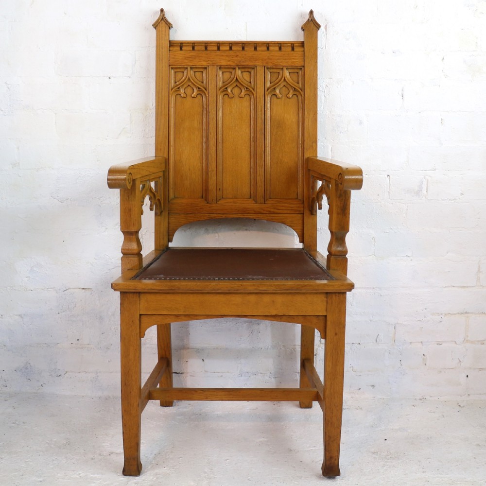 Set of Twelve Gothic Revival Arts & Crafts Oak Dining Chairs, Attributed to Shapland & Petter (12) View XIII
