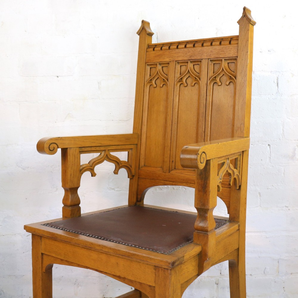 Set of Twelve Gothic Revival Arts & Crafts Oak Dining Chairs, Attributed to Shapland & Petter (12) View XXV