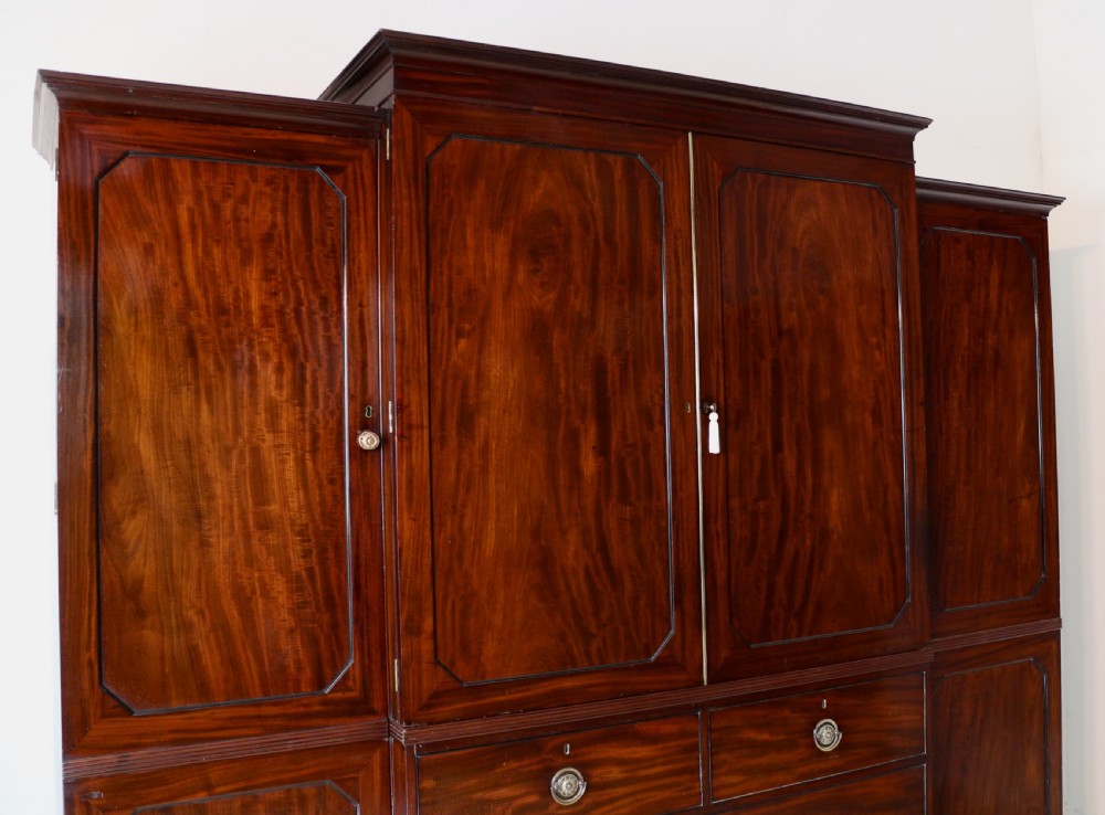 Regency Mahogany Gentleman’s Breakfront Linen Press Wardrobe View II