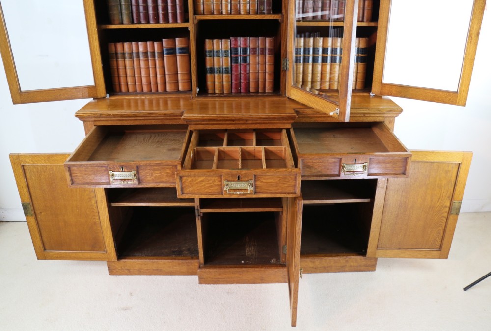 Victorian Art Nouveau Oak Breakfront Bookcase Attributed to Maple & Co View XX
