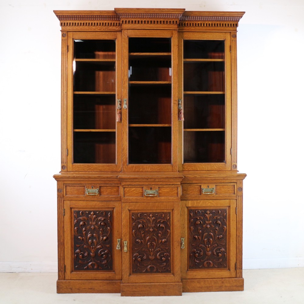 Victorian Art Nouveau Oak Breakfront Bookcase Attributed to Maple & Co View XXV