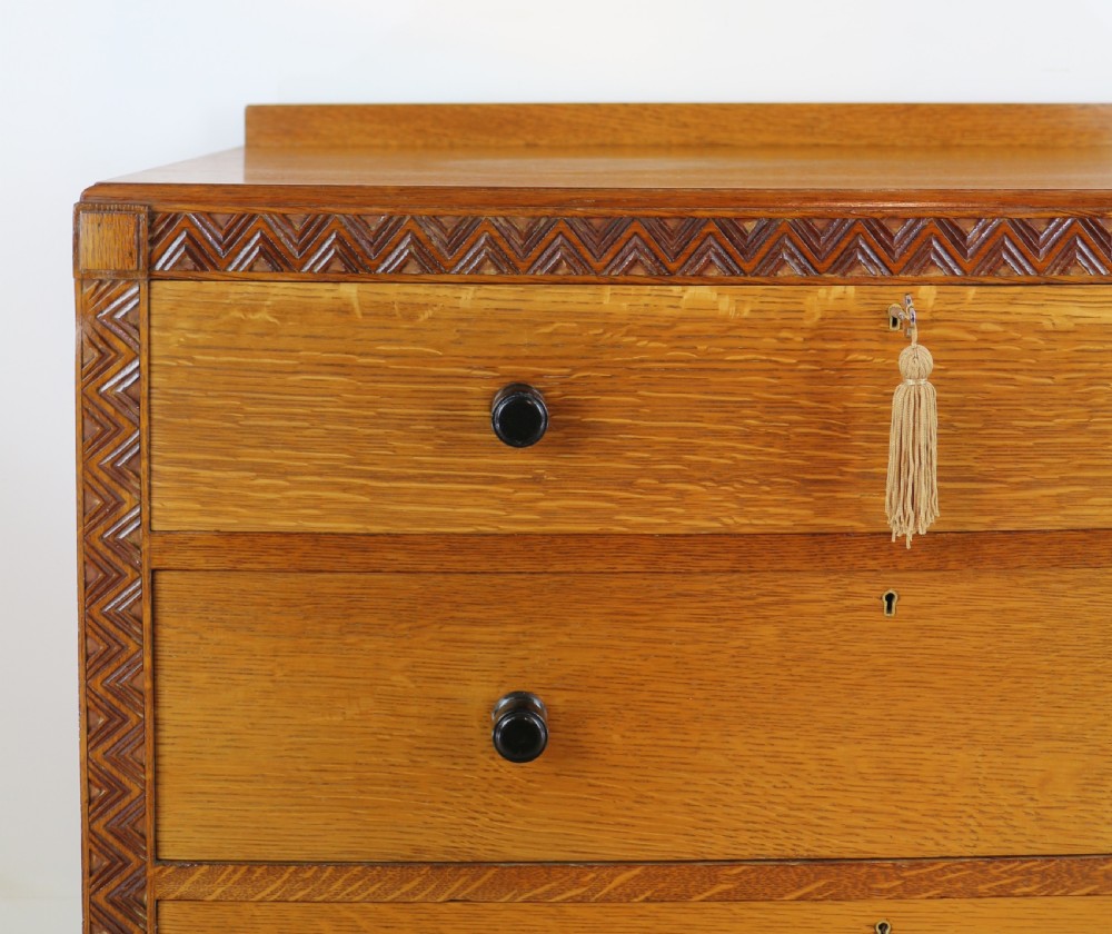 Arts & Crafts Cotswold School Oak Chest & Dressing Table Attributed to Bath Cabinet Makers View V