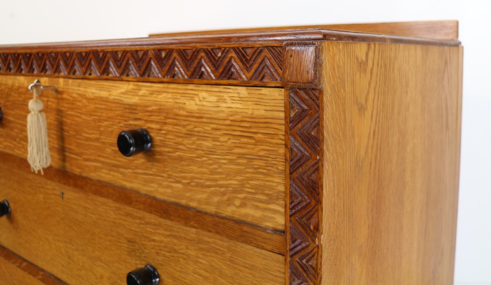 Arts & Crafts Cotswold School Oak Chest & Dressing Table Attributed to Bath Cabinet Makers View VI