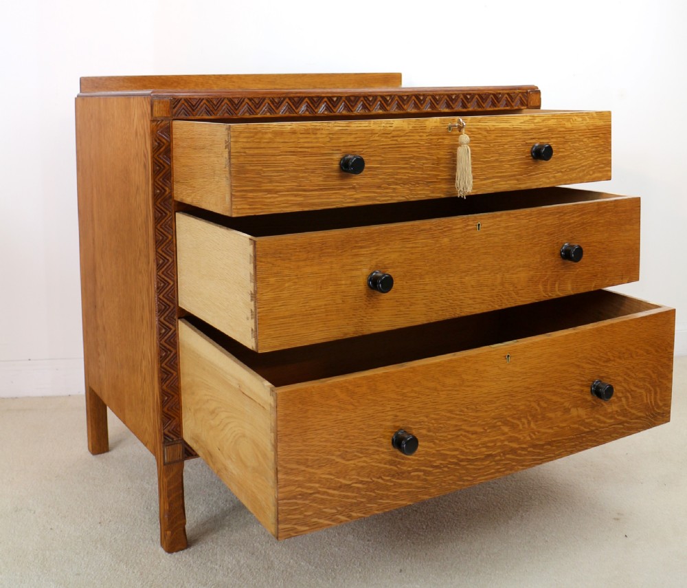 Arts & Crafts Cotswold School Oak Chest & Dressing Table Attributed to Bath Cabinet Makers View IX