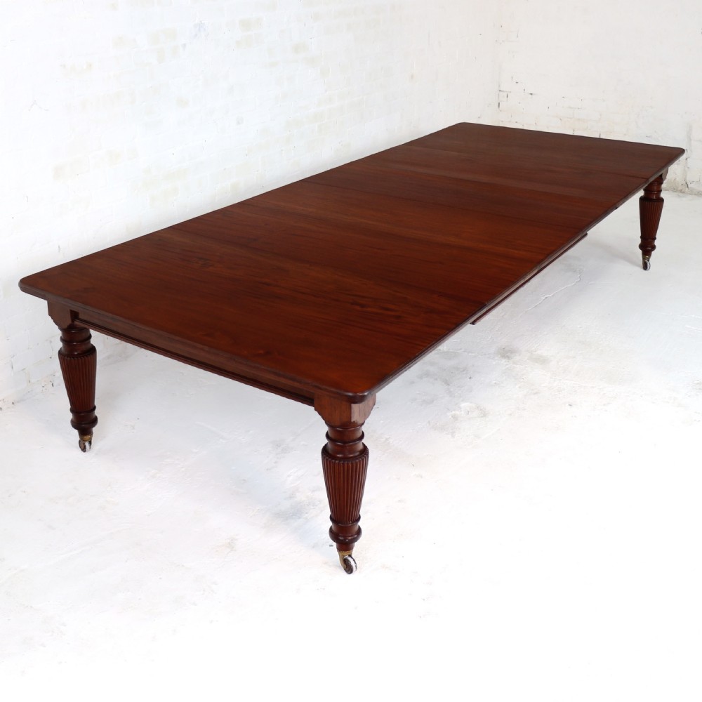 Victorian Mahogany 16 Seat Extending Dining Table & 4 Leaves, 12ft