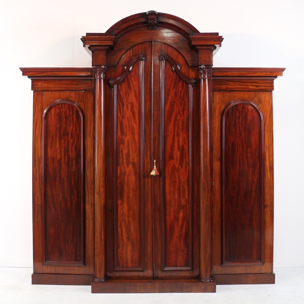 Regency Mahogany Four Door Breakfront Wardrobe