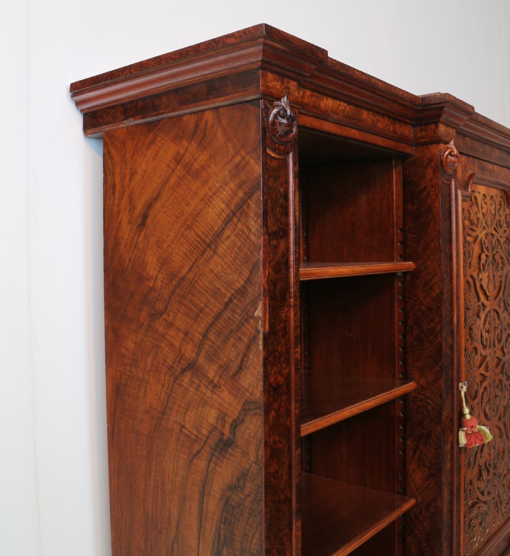 Victorian Burr Walnut Breakfront Bookcase / Side Cabinet View XXII