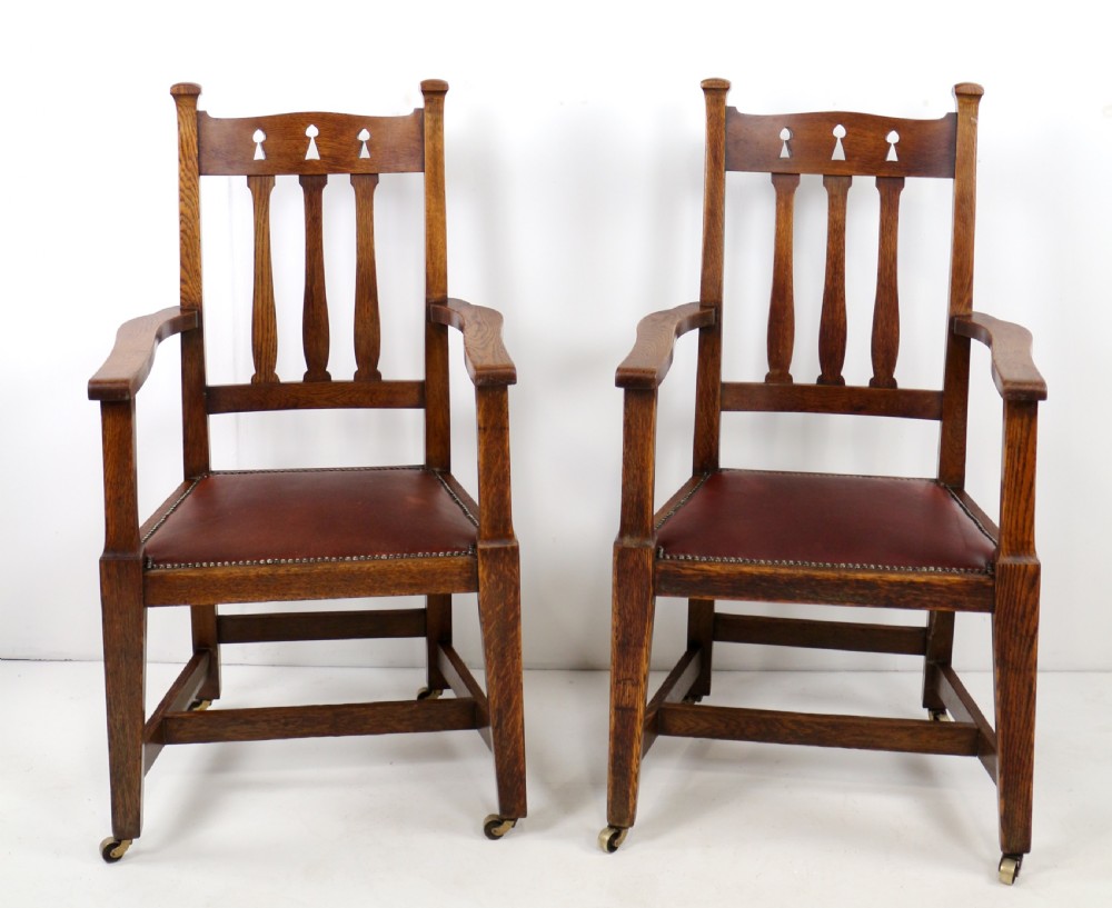 Set of 8 Arts & Crafts Oak Dining Chairs View VII