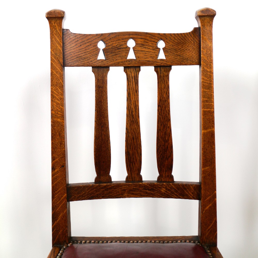 Set of 8 Arts & Crafts Oak Dining Chairs View XV