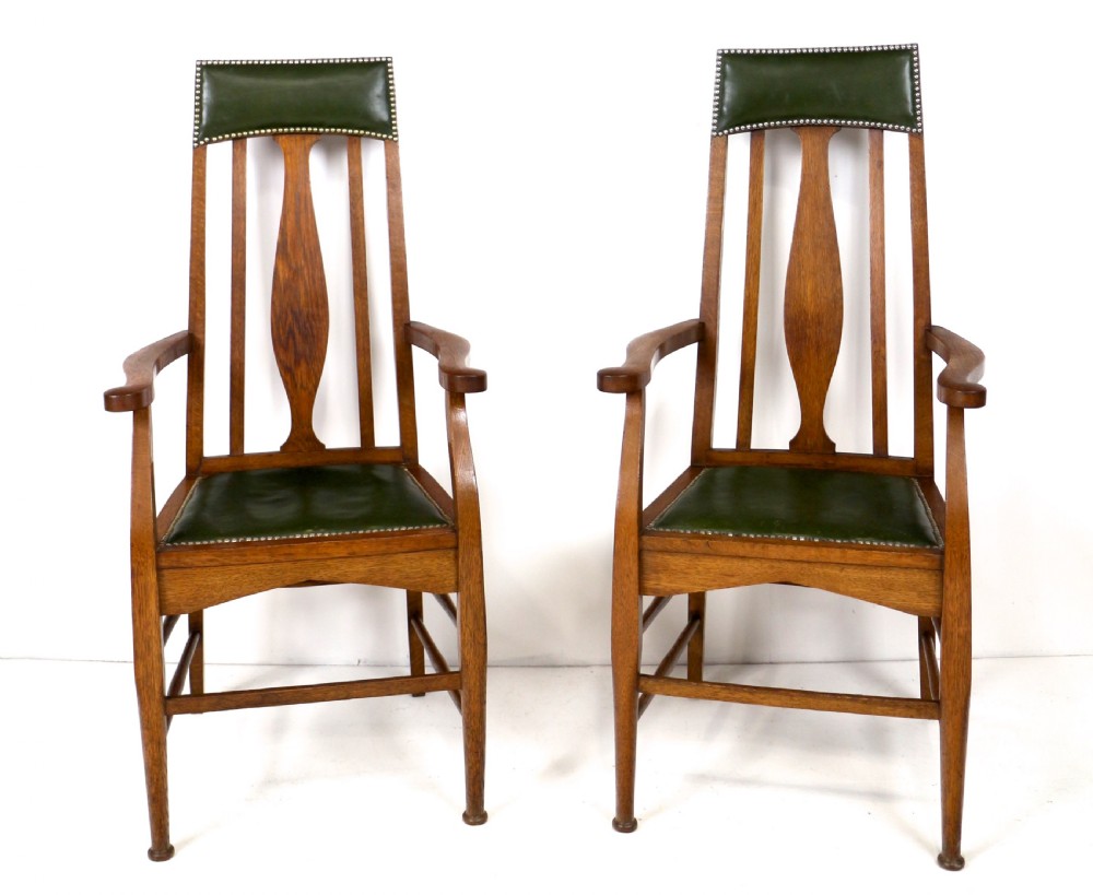 Set of 8 Arts & Crafts Oak Dining Chairs Attributed to E A Taylor, Wyllie & Lochhead View VII
