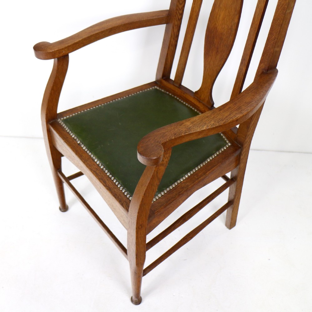 Set of 8 Arts & Crafts Oak Dining Chairs Attributed to E A Taylor, Wyllie & Lochhead View XVIII