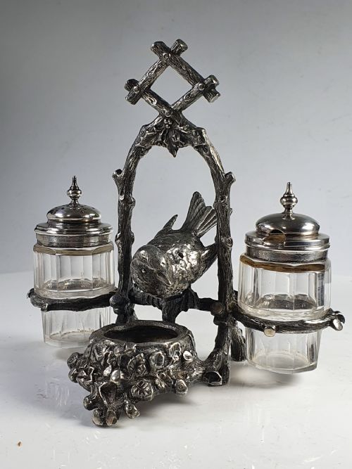 Fabulous 19thc Walker & Hall Victorian Silver Plated Bird Cruet
