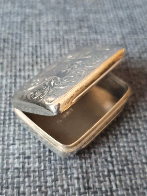 Lovely Quality Heavy Hm Silver Victorian Vesta/snuff Box Birm 1892