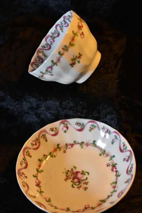 Rare Fluted 18thc Tea Bowl & Saucer