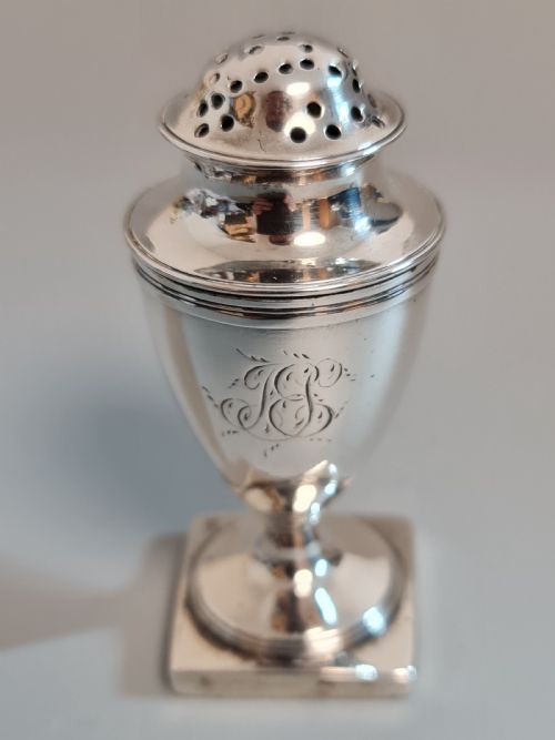 Beautiful Quality Rare Robert Hennell I Hm Silver Pepper London 1790 - Immaculate