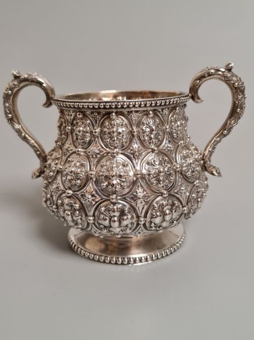 Monumental Robert Hennell Hm Silver Sugar Basin 483gm