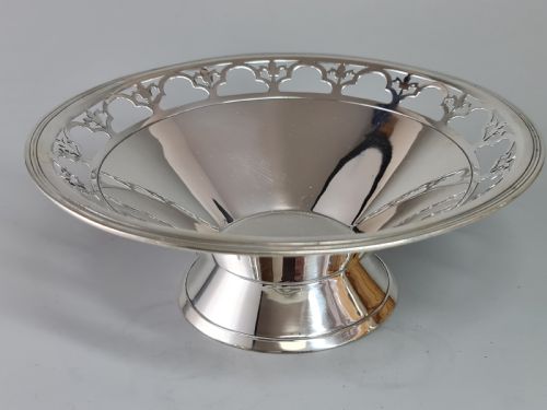 Stylish Large Art Deco Hm Silver Fretted Conical Fruit Basket Sheffield 1938
