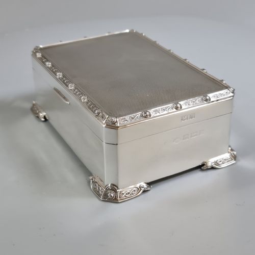 Beautiful Quality  Large Vintage Hm Silver Cig Box with Celtic Design