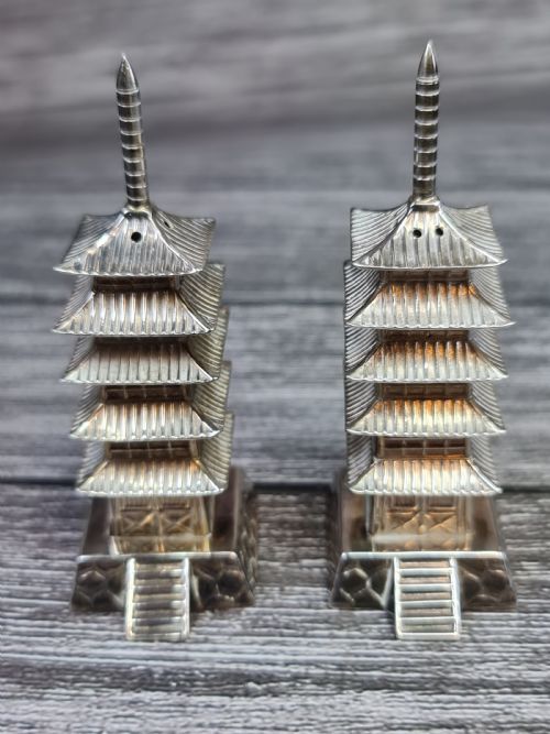 Beautiful Pr Vintage Japanese Silver Pagoda Cruets