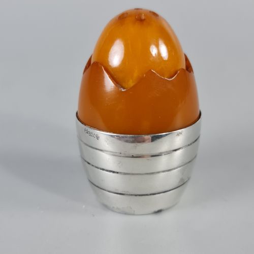 Wonderful Rare 1920s Silver & Amber Bakelite Art Deco Egg Shaped Pepperette