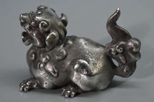 UNUSUAL CHINESE SOLID SILVER DOG OF FO C1900 - ADDITIONAL PHOTO 6