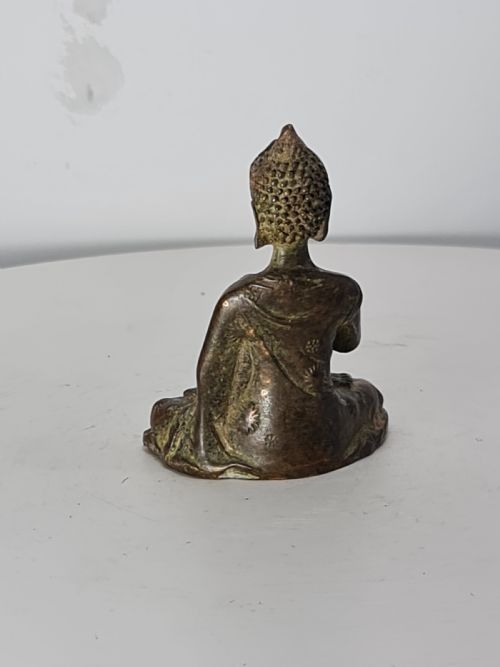 DELIGHTFUL SEATED 19THC CHINESE BRONZE BUDDAH - ADDITIONAL PHOTO 4