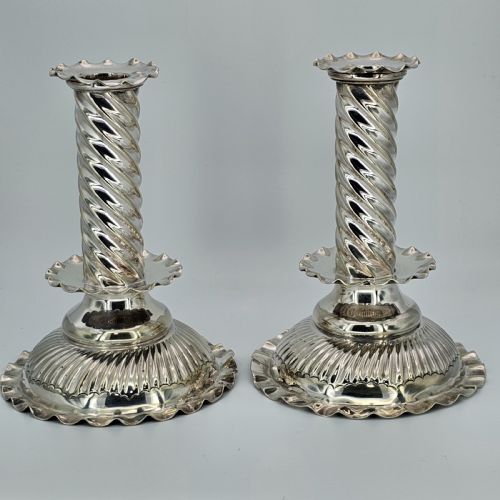 RARE PAIR OF 16THC17THC CAPSTAN STYLE SP WRYTHEN CANDLESTICKS BY RICHARD HODD C1880 - ADDITIONAL PHOTO 2
