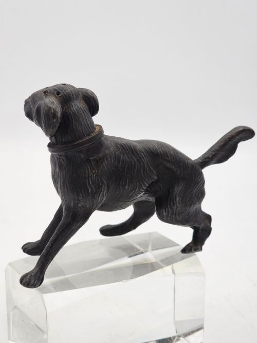 RARE 19THC GUN METAL DOG POUNCE POWDER POT - ADDITIONAL PHOTO 2