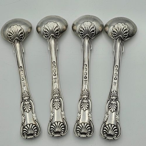 RARE SET OF FOUR EARLY 19THCENTURY 1825 LARGE ENGLISH GEORGIAN ANTIQUE STERLING MUSTARDMASTER SALT SPOONS BY MORRIS MICHAEL EMANUEL 1825 - ADDITIONAL PHOTO 4