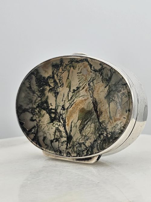 FINE QUALITY GREEN AGATE AND SILVER OVAL SNUFF BOX C 1900 - ADDITIONAL PHOTO 12