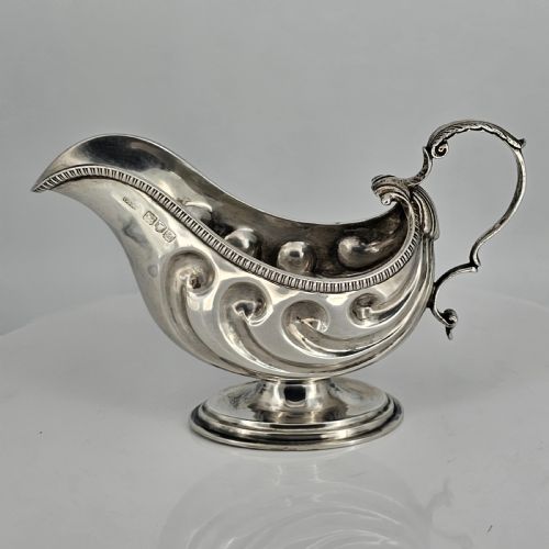 fabulous nautilus shaped solid silver sauce boat - CATEGORY: ANTIQUE SILVER - DATED VICTORIAN