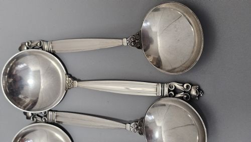 STUNNING VINTAGE GEORG JENSEN 75PCE SILVER ACORN CUTLERY SERVICE PLUS 5 X RARE FRIGAST SILVER SERVERS USED ONLY ONCE - ADDITIONAL PHOTO 20