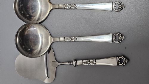 STUNNING VINTAGE GEORG JENSEN 75PCE SILVER ACORN CUTLERY SERVICE PLUS 5 X RARE FRIGAST SILVER SERVERS USED ONLY ONCE - ADDITIONAL PHOTO 24