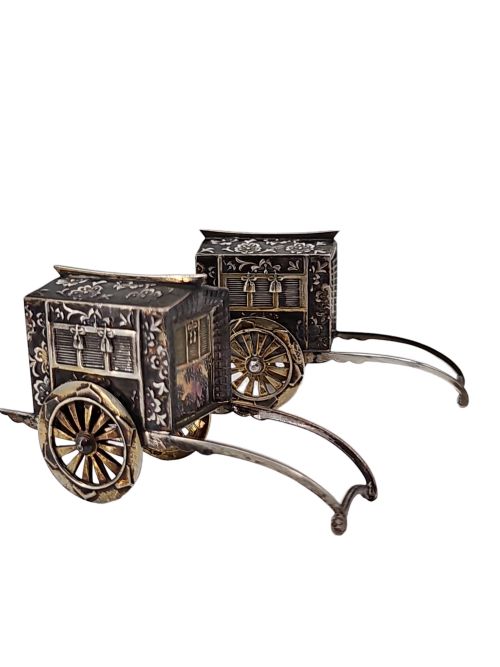 FABULOUS QUALITY JAPANESE VINTAGE STERLING SILVER CRUETS FORMED AS WAGONS C1920S - ADDITIONAL PHOTO 3