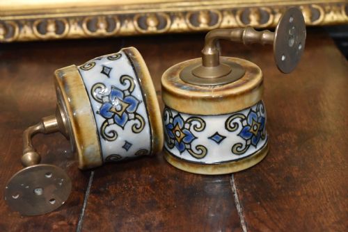 EXCEPTIONALLY RARE LARGE PAIR OF DOULTON WALL MOUNTED CANDLE SCONCES FLORRIE JONES C1910 - ADDITIONAL PHOTO 4