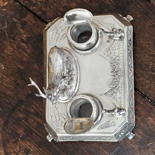 SUPERB JAMES DEAKIN SILVER PLATED STAG INKSTAND AND INKWELLS C1900 - ADDITIONAL PHOTO 3