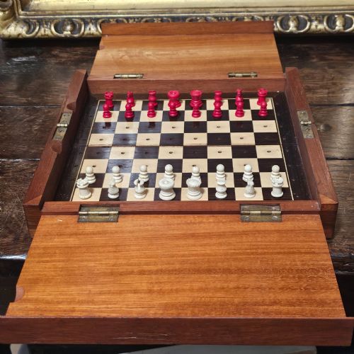 LATE VICTORIANEDWARDIAN MAHOGANY AND IVORY TRAVELLING CHESS SET - ADDITIONAL PHOTO 2