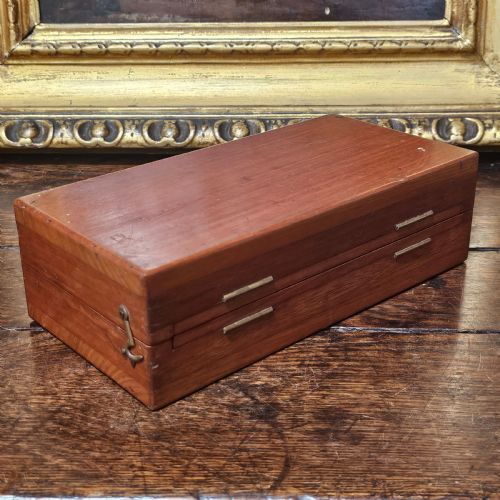 LATE VICTORIANEDWARDIAN MAHOGANY AND IVORY TRAVELLING CHESS SET - ADDITIONAL PHOTO 15