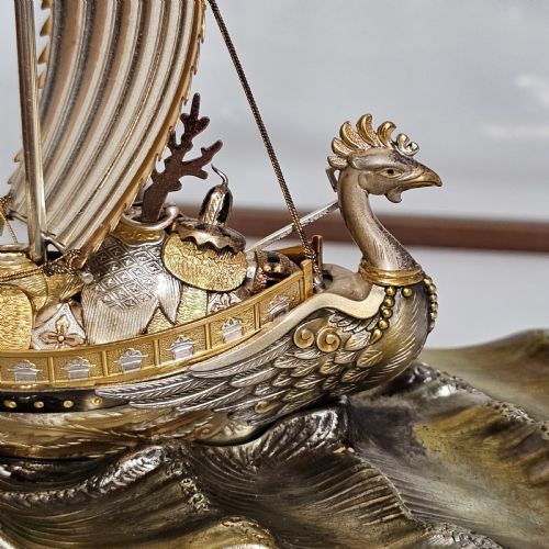 RARE SUPERB LARGE SEKI TAKEHIKO JAPANESE GILT SILVER TREASURE SHIP WITH CASE - ADDITIONAL PHOTO 7