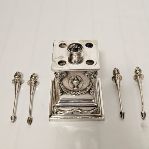 IMPRESSIVE LARGE VICTORIAN SILVER PLATED TABLE DESK LIGHTER RICHARD HODD AND SON - ADDITIONAL PHOTO 1