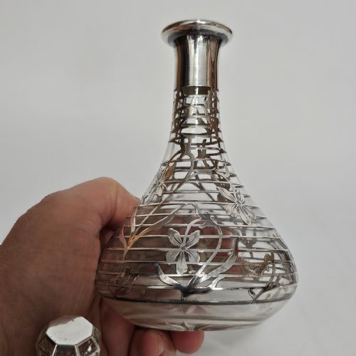 EXQUISITE EARLY 20THC SILVER OVERLAID SMALL DECANTERBOTTLE - ADDITIONAL PHOTO 4