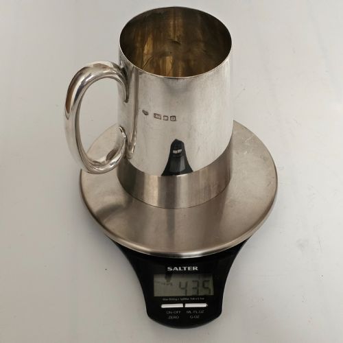LARGE SOLID SILVER TANKARD BY GOLDSMITHS AND SILVERSMITHS COMPANY 435G - ADDITIONAL PHOTO 6