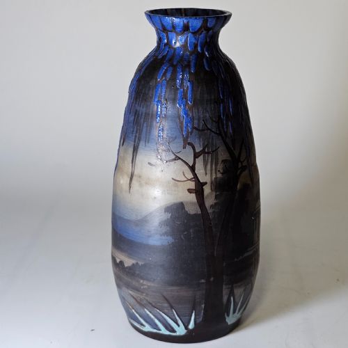 BEAUTIFUL FRENCH ART NOUVEAU CAMEO GLASS ENAMELLED VASE SIGNED CLIO C1920 - ADDITIONAL PHOTO 4