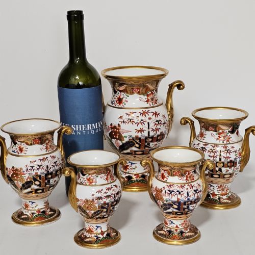 A STUNNING 19THC 5PIECE SUITEGARNITURE OF SPODE 967 PATTERN AMPHORA VASES - ADDITIONAL PHOTO 1